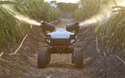 諄勤攜手農業無人車，為農業注入新生產力